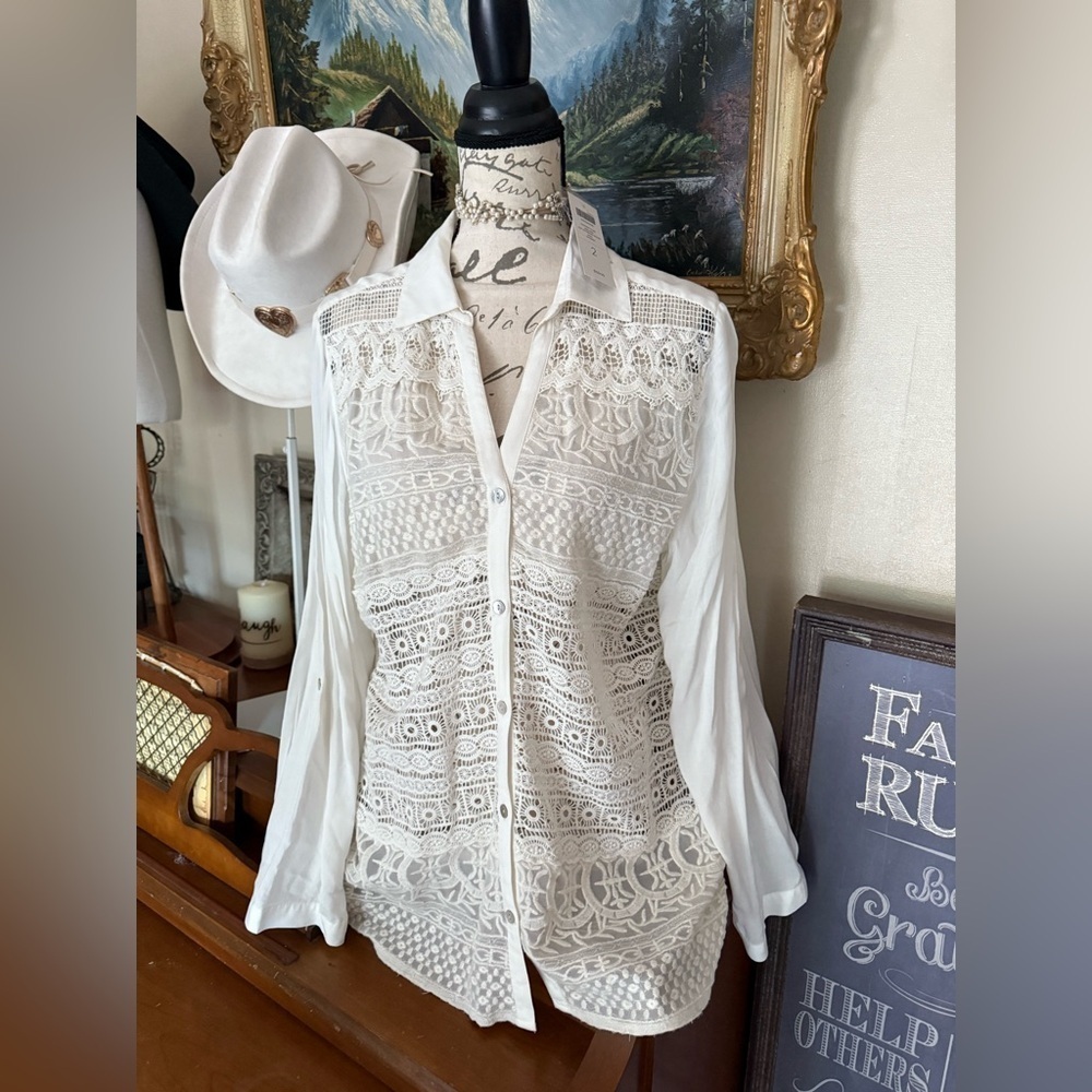 Chico’s Feminine Flare Adelaide Top LS Fashion Woven White Blouse NWT 109.00